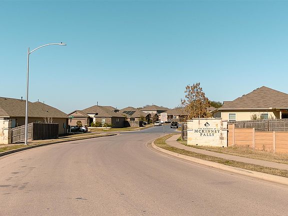 4th image of 7105 Ranchito Dr