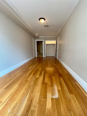 Rented by Avenues Real Estate | media 13