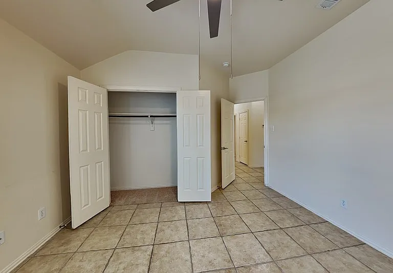 15748 Appaloosa Dr — Photo 12