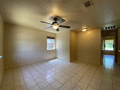 4004 Fair Park Blvd; Ft Worth 76115 — Photo 3