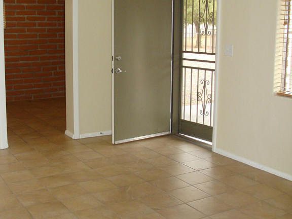 3rd image of 3241 E Halcyon Pl