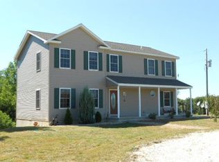 1003 Lakeside Ln, Jacksonville, IL 62650