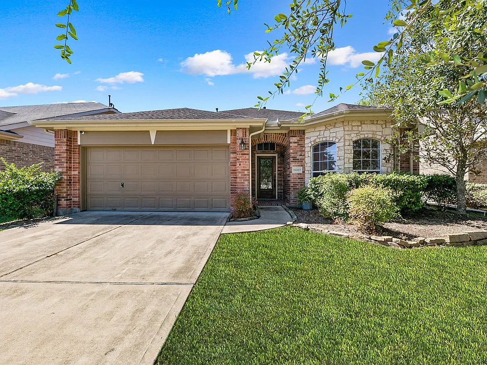 24527 Spring Harbor Dr
