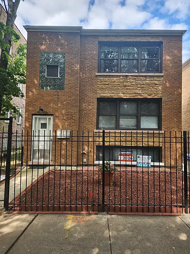 6158 N Hoyne Ave #1 Photo 1