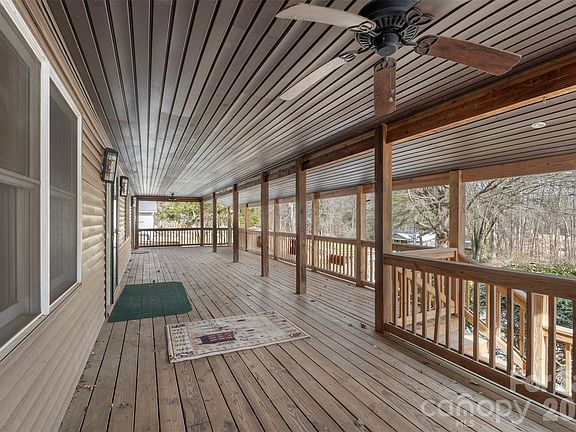 4th image of 1842 Rock Springs Cir