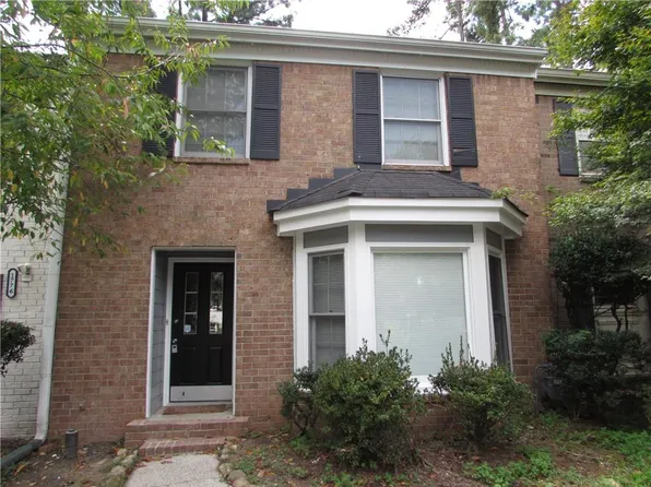 1774 Twin Brooks Dr SE, Marietta, GA 30067