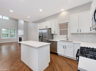 2639 N Wayne Ave #3, Chicago, IL 60614