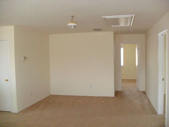 5th image of 1124 April Springs Dr