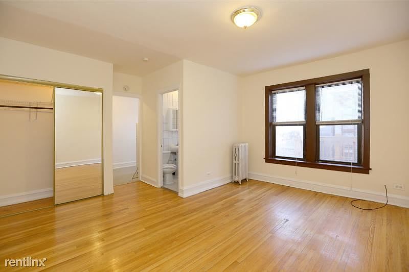 1st image of 3302 N Spaulding Ave #1G