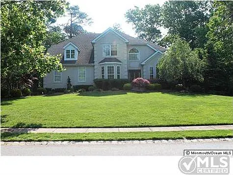 108 Erin Dr photo 1
