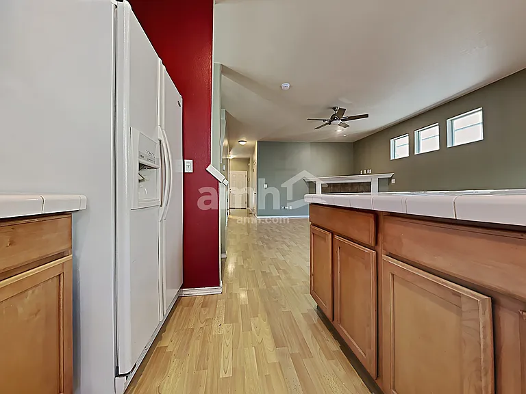 17633 Falling Leaf Ct — Photo 3