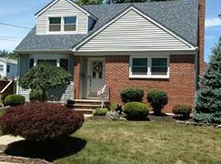 1 Pine St, Edison, NJ 08817