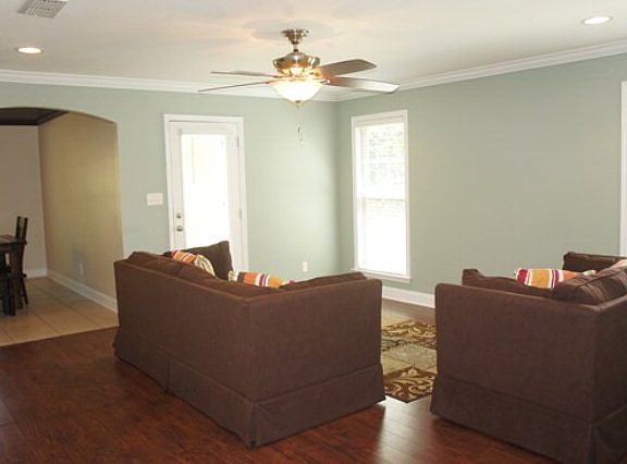3rd image of 149 Wisteria Ln
