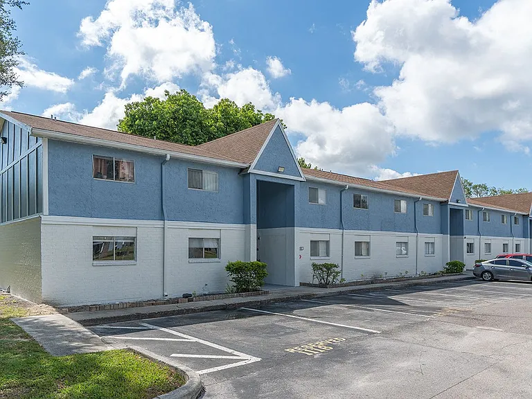 Captiva Club Apartments — Photo 33