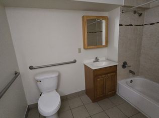 186 William St FLOOR 2, East Orange, NJ 07017