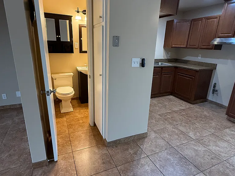 944 W Duarte Rd #D — Photo 7