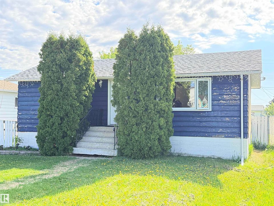 1st image of 4823 49th St