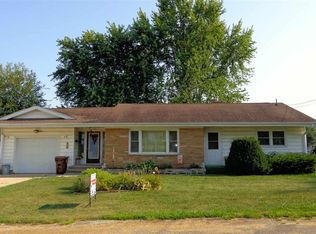 130 Parker Ct, Lanark, IL 61046