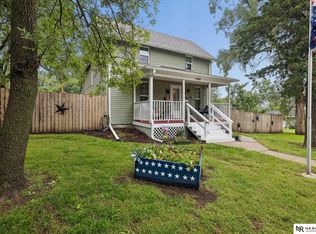 640 S 2nd St, Seward, NE 68434