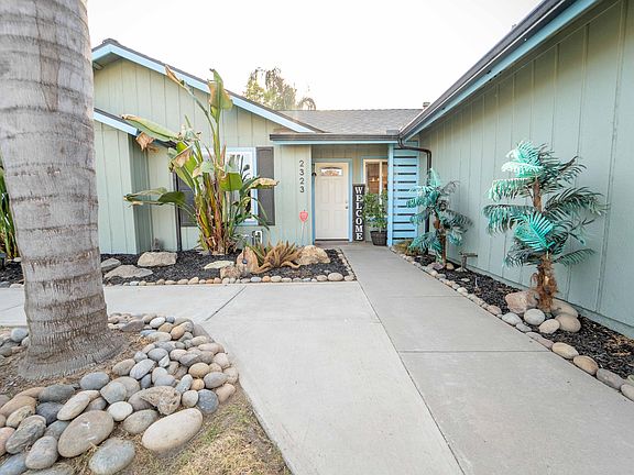 3rd image of 2323 S Peppertree Street