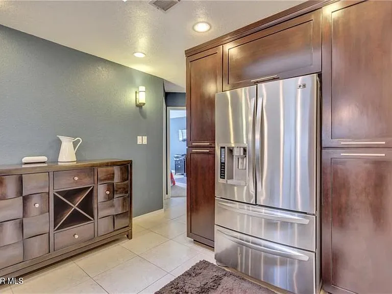 7067 Crown Ridge Dr — Photo 15