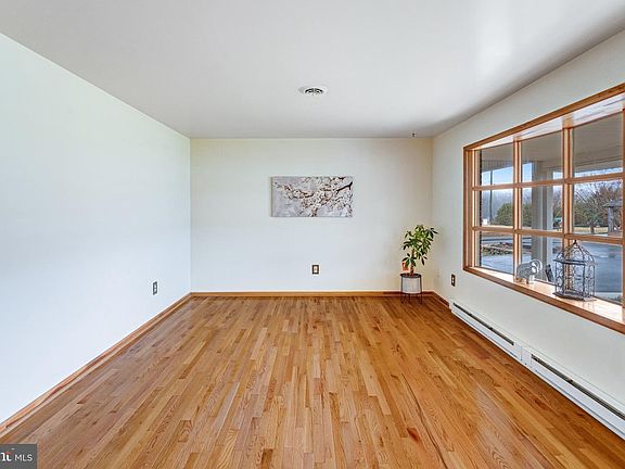 5th image of 9808 Evans Ford Rd