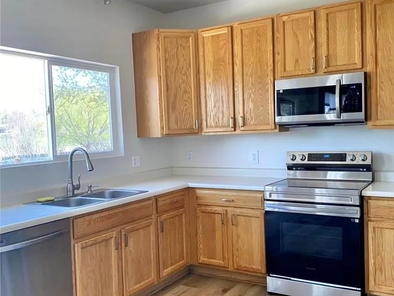 3824 S Kirk Way — Photo 8