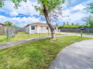 705 NW 13th Ter, Florida City, FL 33034