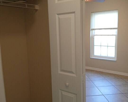4th image of 14024 Higgins St