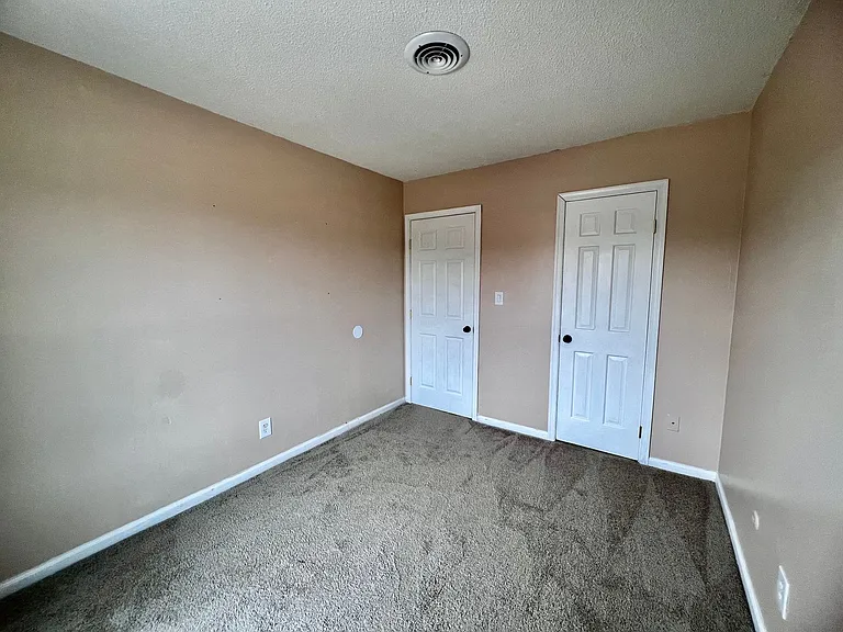 4080 Thomas Jefferson Dr — Photo 18