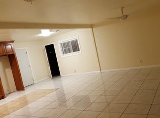 5225 W Henderson Pl, Santa Ana, CA 92704