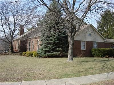 4th image of 3507 Brush Creek Dr