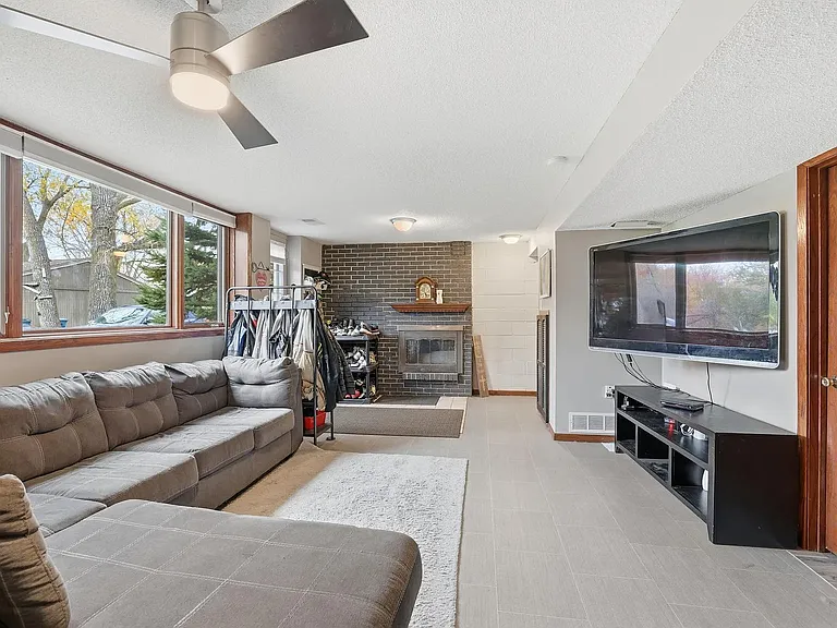115 Peninsula Rd #1 — Photo 7