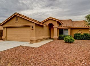 17614 N Kimberly Way, Surprise, AZ 85374