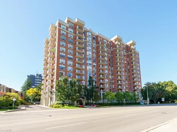 442 Maple Ave #1101, Burlington, ON L7S 2L7