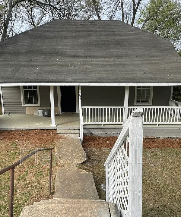 1206 Troup St