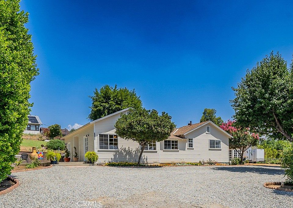 1st image of 31724 Yucaipa Blvd
