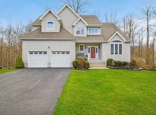 74 Travis Rd, Baldwin Place, NY 10505