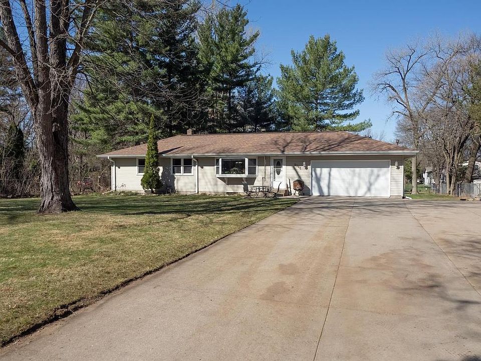 1st image of 8346 Groveland Rd