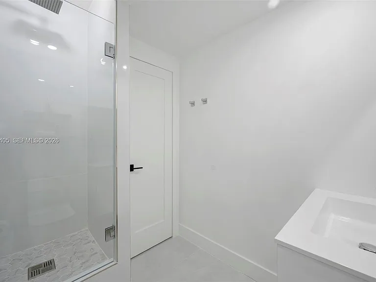 19370 Collins Ave #507 — Photo 17
