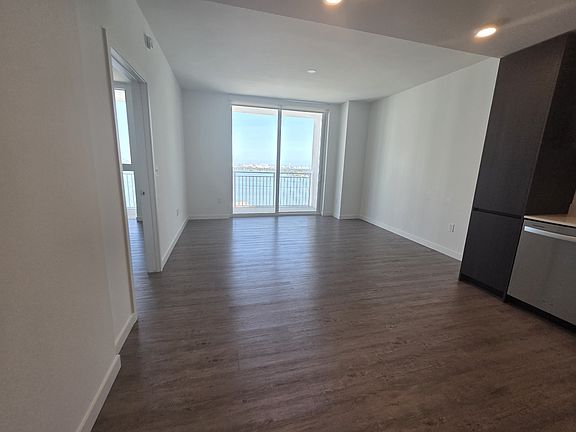 2nd image of 452 NE 23rd St #A