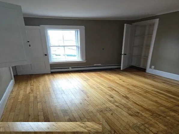 199 Cedar St, Bangor, ME 04401