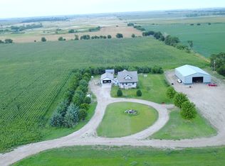 1944 L Rd, Minden, NE 68959