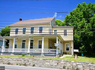 113-115 E Derry Rd, Hershey, PA 17033