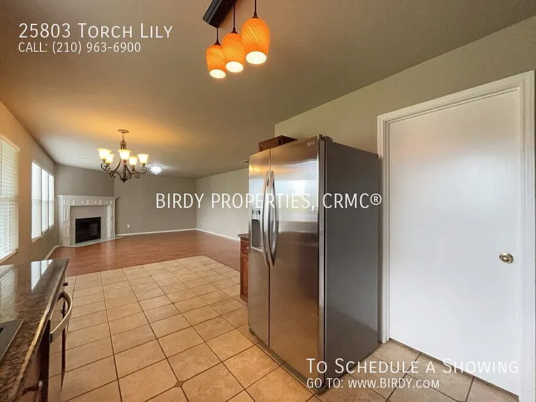 25803 Torch Lily — Photo 21