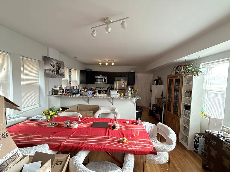 4117 W Lawrence Ave #2N — Photo 2
