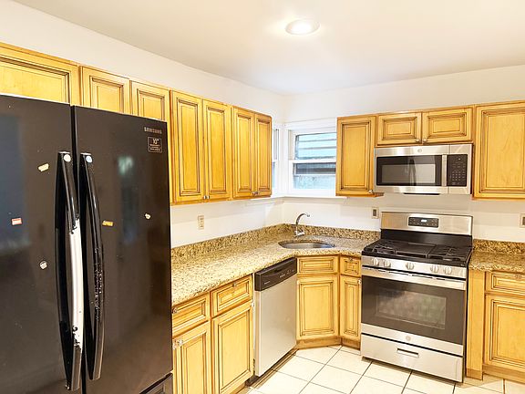 3rd image of 1430 61st St #1