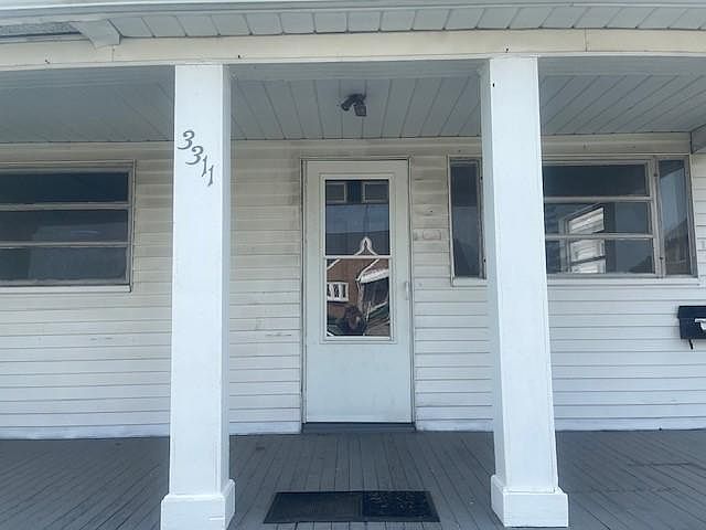 1st image of 3311 Elm St