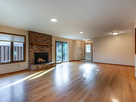 4th image of 2205 Baihly Ct SW