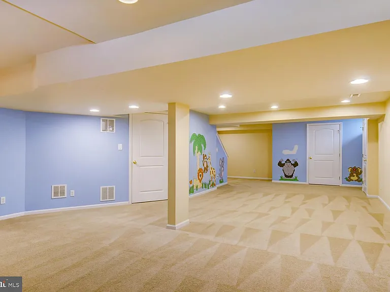 45 Lockwood Dr — Photo 45